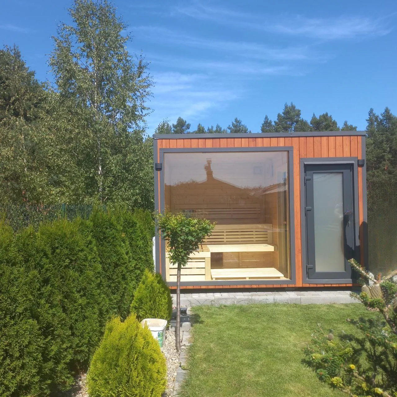 Loft 2+1 — sauna extérieur livré et posé par Sebonard en Belgique