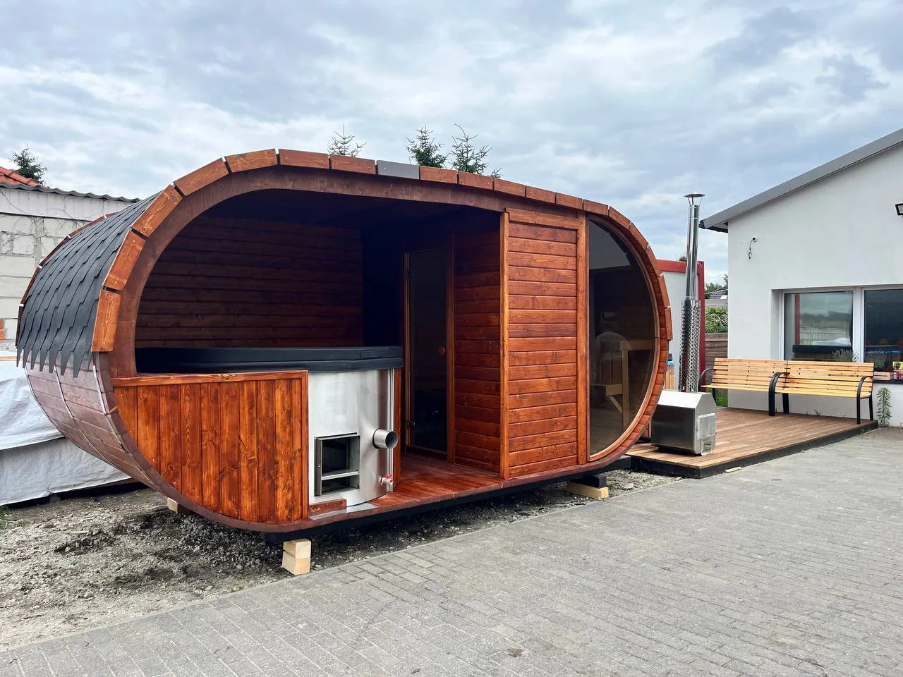 Oval 5 m + bain, tout thermo — photo du modèle
