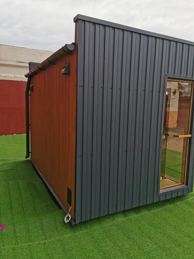 Loft 2+1 — sauna extérieur livré et posé par Sebonard
