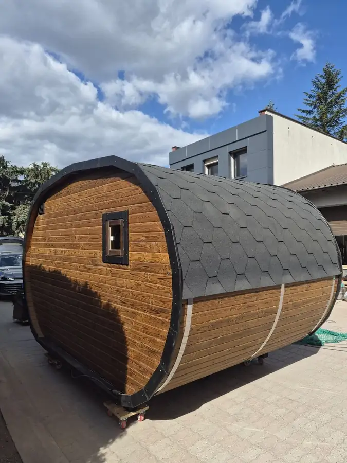 Oval 4 m — sauna extérieur livré et posé par Sebonard