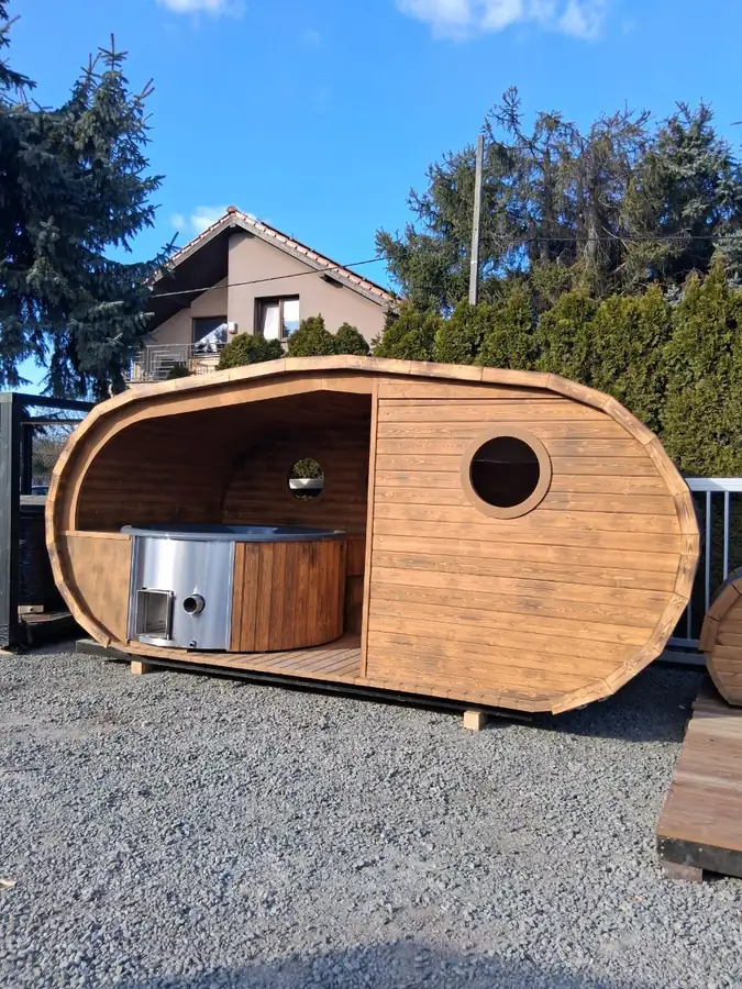 Oval 5 m + bain nordique — sauna extérieur livré et posé par Sebonard