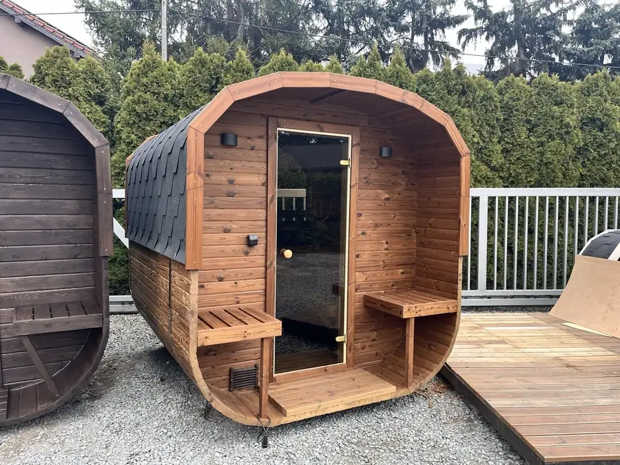 Quadro 3,3 m — sauna extérieur livré et posé par Sebonard