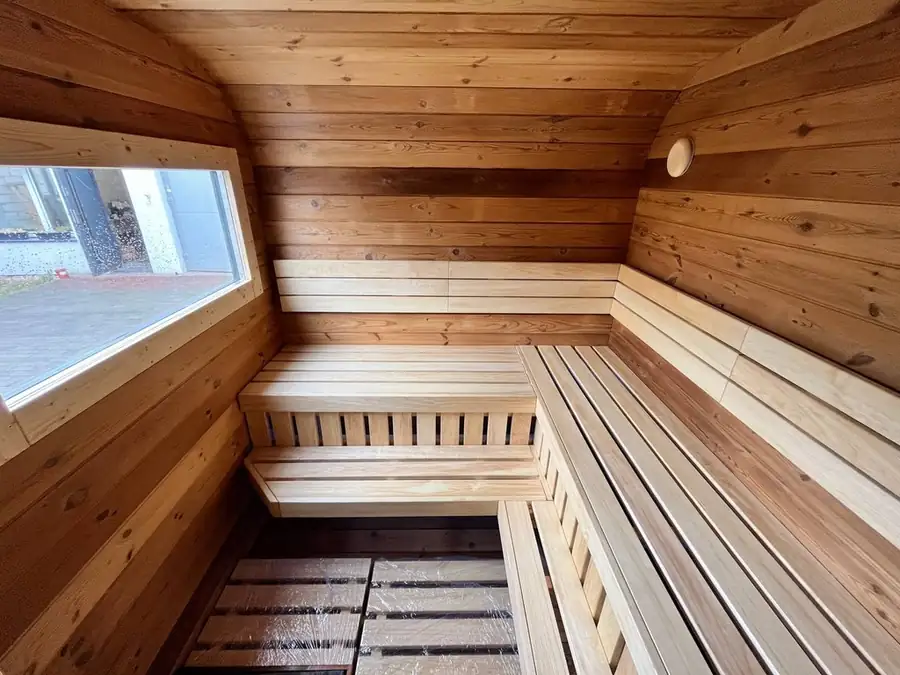 Quadro-Oval 4 m — sauna extérieur livré et posé par Sebonard