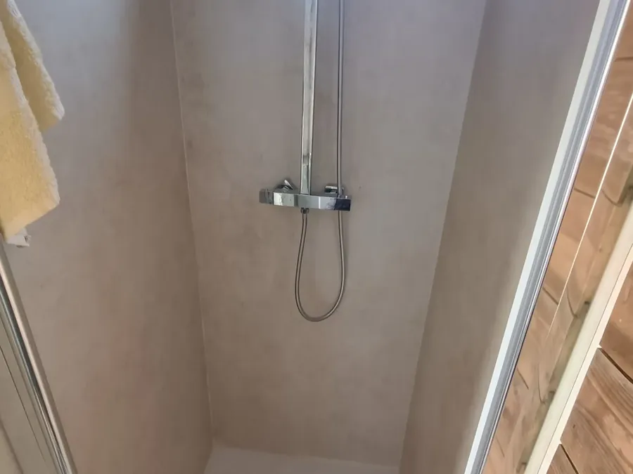 Mini sauna et douche sur mesure à Engis, dans moins de 3 m² — photo 6