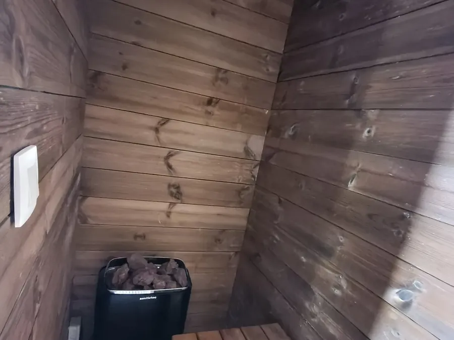 Mini sauna et douche sur mesure à Engis, dans moins de 3 m² — photo 7